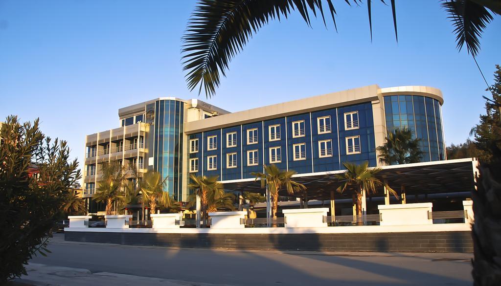 Hotel Vlora International Exterior photo